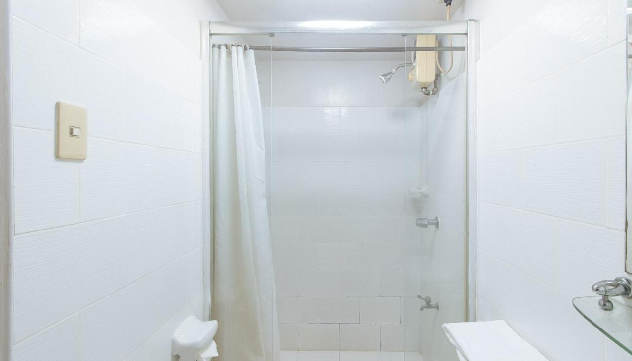 El Rico Suite Makati By Reddoorz Makati City Exterior foto